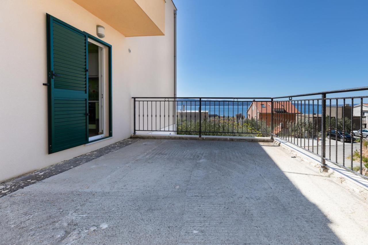 Apartments With A Parking Space Dugi Rat, Omis - 19516 Exterior photo